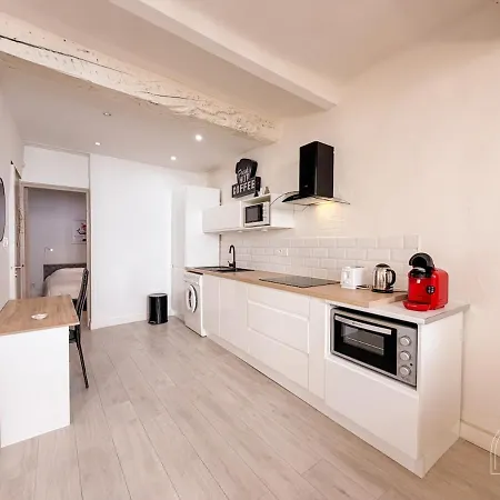 Appartement Spacieux T2 Lumineux Au Cœur Du Port De Sanary-sur-Mer